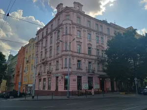 Prodej podílu činžovního domu, Praha - Vršovice, Moskevská, 1500 m2