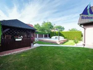 Prodej rodinného domu, Poříčany, U Koupaliště, 182 m2