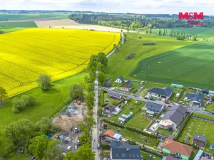 Prodej pozemku pro bydlení, Nepoměřice, 923 m2