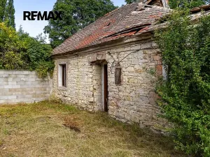 Prodej zemědělského objektu, Počedělice, 2500 m2
