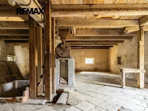 Prodej zemědělského objektu, Počedělice, 2500 m2