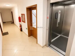 Prodej bytu 2+kk, Praha - Košíře, Plzeňská, 57 m2