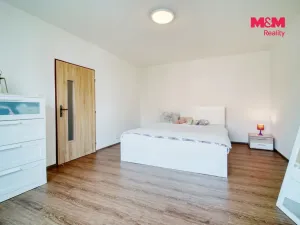Pronájem bytu 2+kk, Plzeň - Doubravka, Masarykova, 44 m2