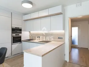 Prodej bytu 4+kk, Praha - Horní Měcholupy, Hornoměcholupská, 140 m2