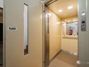 Pronájem bytu 1+1, Odolena Voda, Komenského, 35 m2