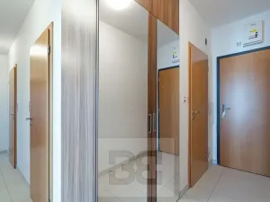 Pronájem bytu 3+kk, Praha - Velká Chuchle, Mrkosova, 70 m2