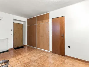 Prodej bytu 2+1, Tábor, Husinecká, 66 m2