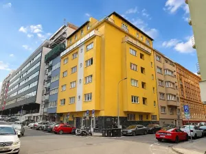 Pronájem bytu 2+1, Brno, Mezírka, 75 m2