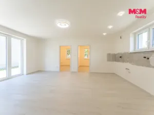 Prodej rodinného domu, Křinec, Zelené náměstí, 83 m2
