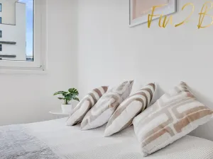 Pronájem bytu 1+kk, Praha - Stodůlky, Petržílkova, 33 m2