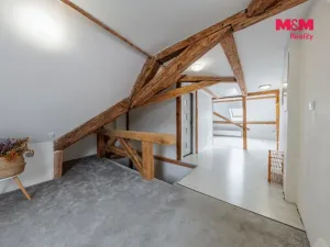 Prodej ubytování, Hroznětín, Mlýnská, 327 m2