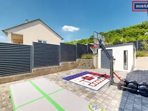 Prodej rodinného domu, Ochoz u Brna, 288 m2
