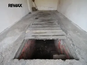 Pronájem garáže, Kladno, Šulcova, 18 m2