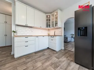 Prodej bytu 3+1, Volary, Sídl. Míru, 70 m2