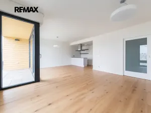 Prodej bytu 3+kk, Praha - Libeň, Menclova, 101 m2