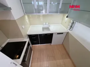 Pronájem bytu 2+kk, Praha - Prosek, Vysočanská, 37 m2
