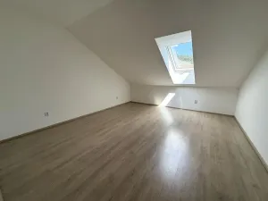 Pronájem bytu 4+kk, Jinačovice, 92 m2