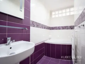 Pronájem bytu 3+1, Tábor, Buzulucká, 63 m2