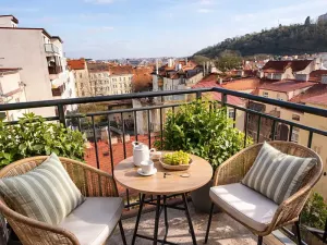Prodej atypického bytu, Praha - Košíře, Holečkova, 52 m2