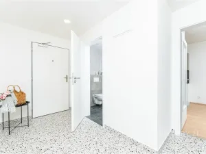 Pronájem bytu 2+kk, Praha, Arnošta Staňka, 47 m2