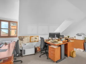 Pronájem kanceláře, Hradec Králové, Malé náměstí, 89 m2