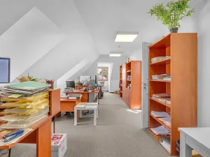 Pronájem kanceláře, Hradec Králové, Malé náměstí, 89 m2
