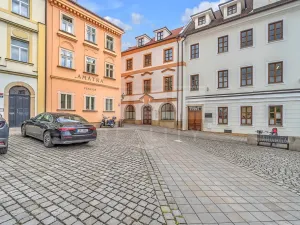 Pronájem kanceláře, Hradec Králové, Malé náměstí, 89 m2