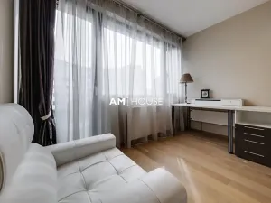 Pronájem bytu 4+kk, Praha - Libeň, Voctářova, 98 m2