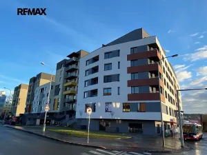 Pronájem bytu 2+kk, Praha - Modřany, Komořanská, 53 m2