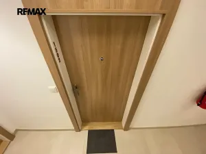 Pronájem bytu 2+kk, Praha - Modřany, Komořanská, 53 m2