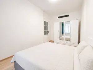 Pronájem bytu 2+kk, Praha - Žižkov, Fibichova, 50 m2