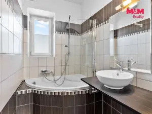 Pronájem bytu 4+1, Liberec - Liberec II-Nové Město, Dobrovského, 91 m2