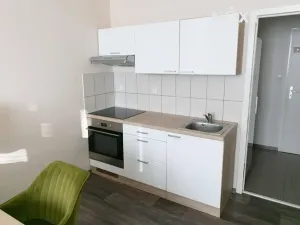 Pronájem bytu 1+kk, Zlín, U Trojáku, 27 m2