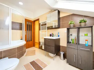 Prodej rodinného domu, Stehelčeves, V. Poláka, 140 m2