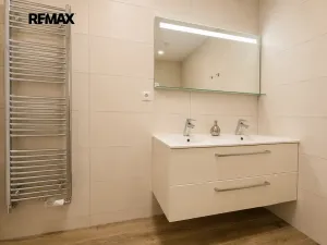 Pronájem bytu 5+kk, Plzeň, U Borských kasáren, 114 m2