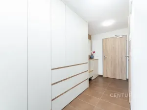 Pronájem bytu 2+kk, Praha - Hostivař, 47 m2