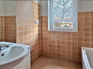 Prodej bytu 4+1, Nový Bor, Sklářská, 86 m2