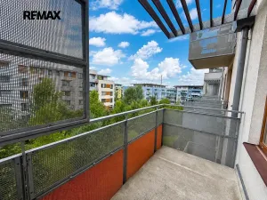 Pronájem bytu 2+kk, Praha - Čakovice, Bermanova, 55 m2