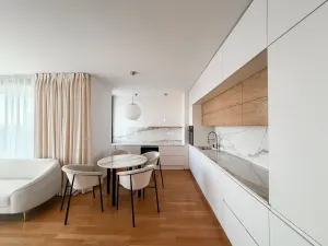 Pronájem bytu 2+kk, Praha - Žižkov, Ke kapslovně, 70 m2