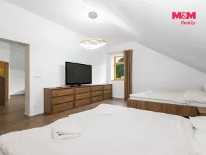 Prodej ubytování, Horní Lhota, 712 m2