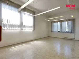 Prodej výrobních prostor, Kroměříž, Chelčického, 1414 m2
