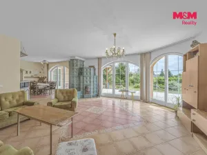 Prodej rodinného domu, Černíkovice, 280 m2