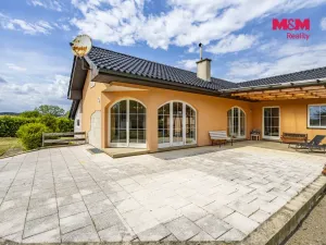 Prodej rodinného domu, Černíkovice, 280 m2