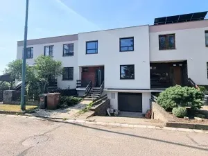 Pronájem rodinného domu, Jihlava, Okrajová, 170 m2