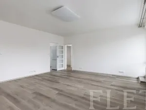 Pronájem bytu 2+1, Praha - Troja, Trojská, 74 m2