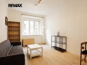 Prodej bytu 2+1, Praha - Nusle, Dačického, 43 m2