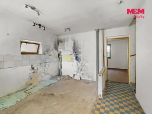 Prodej rodinného domu, Rynholec, nám. 1. máje, 363 m2