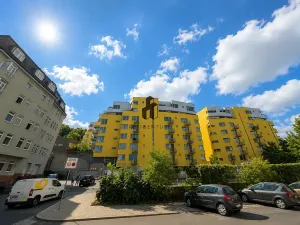 Pronájem bytu 3+kk, Praha - Žižkov, Jeseniova, 87 m2