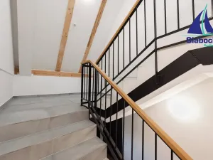 Pronájem bytu 2+kk, Praha - Jinonice, Řeporyjská, 77 m2