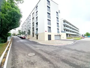 Pronájem bytu 2+kk, Praha - Libeň, Červená báň, 40 m2